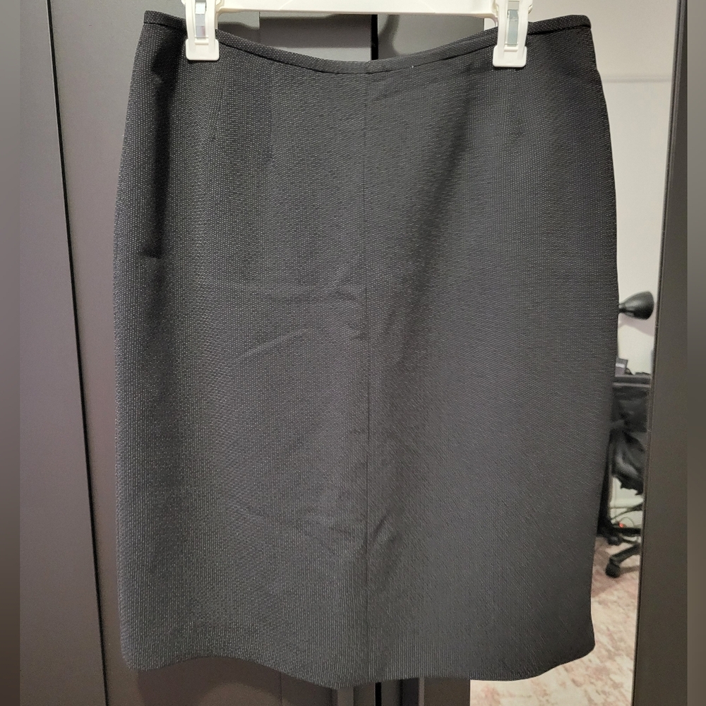 Kasper Classic Black Pencil Skirt